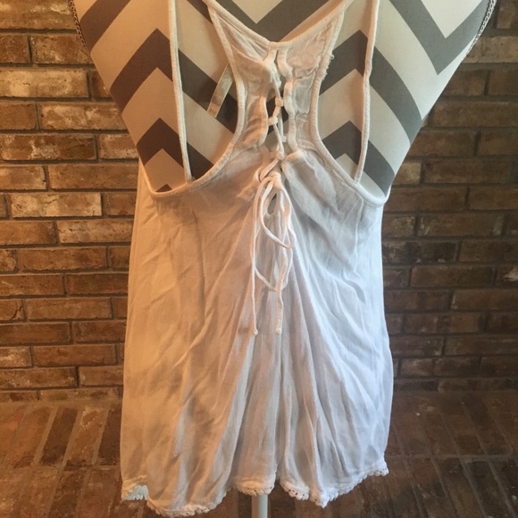 Cropped tank top - Picture 2 of 4